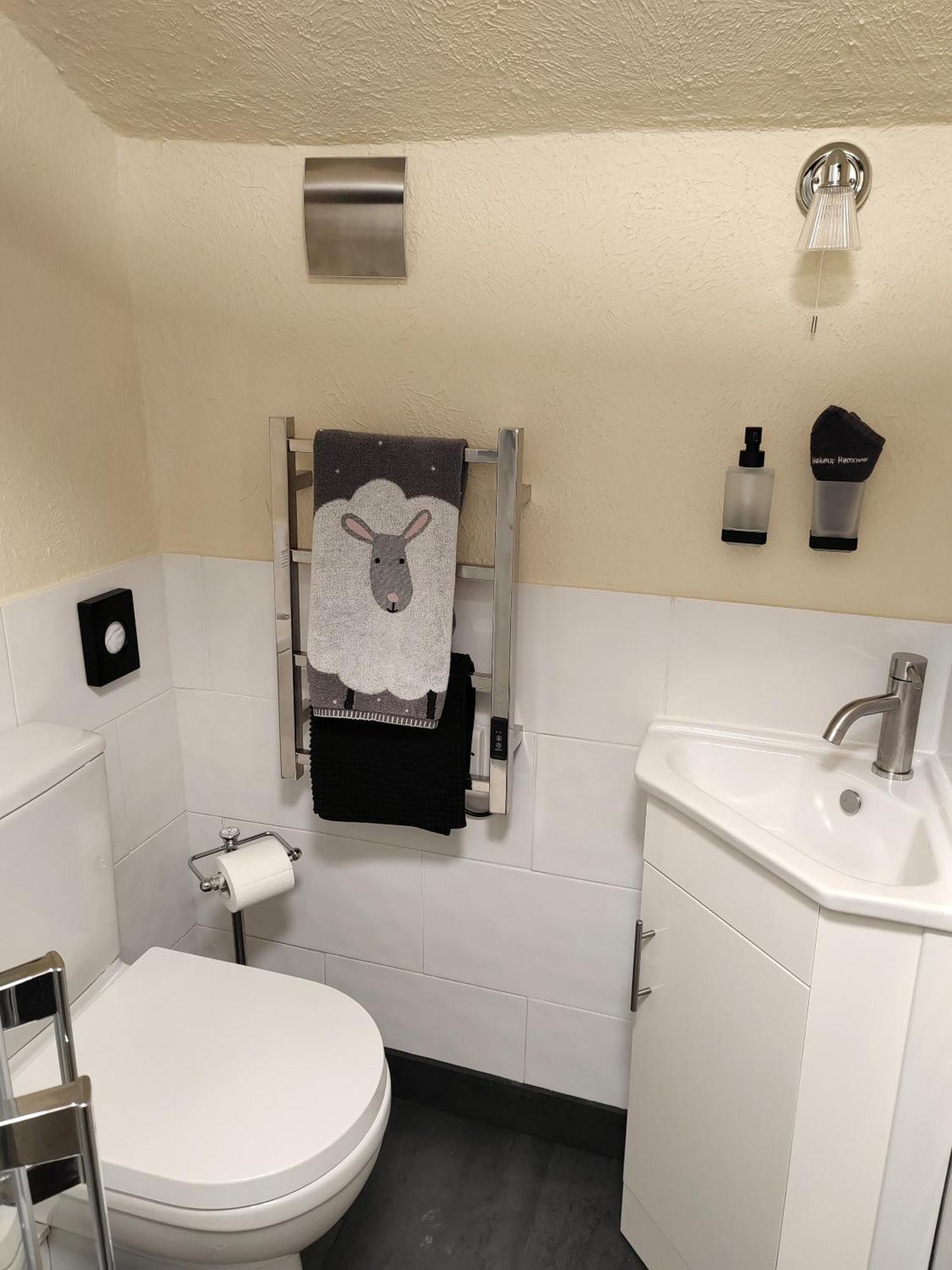 Puddle Duck Lodge - Adults Only Боунес-он-Уиндермер Номер фото